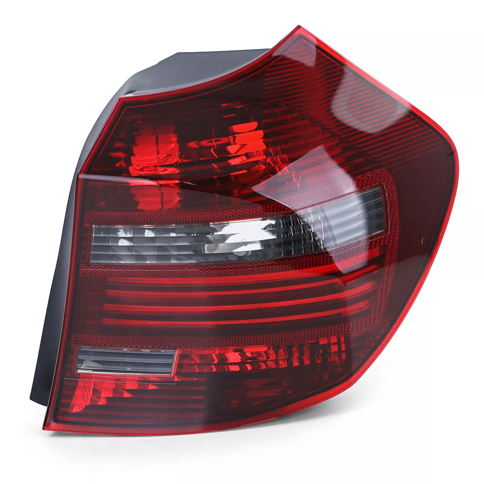 Fanale posteriore a LED luce posteriore nero fumo destro TYC, per BMW E81 E87