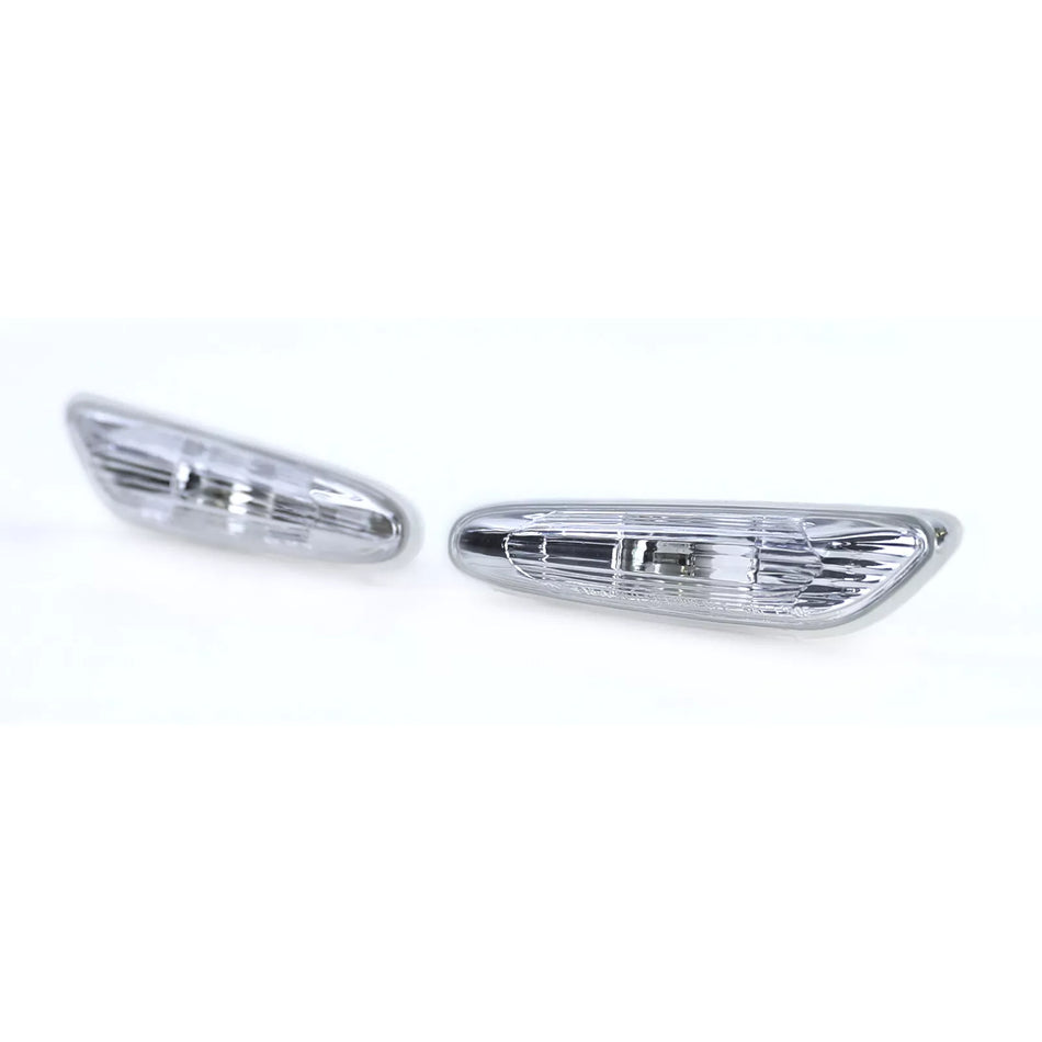 Frecce laterali bianche coppia sinistra destra BMW Serie 1 E81 E87 04-12