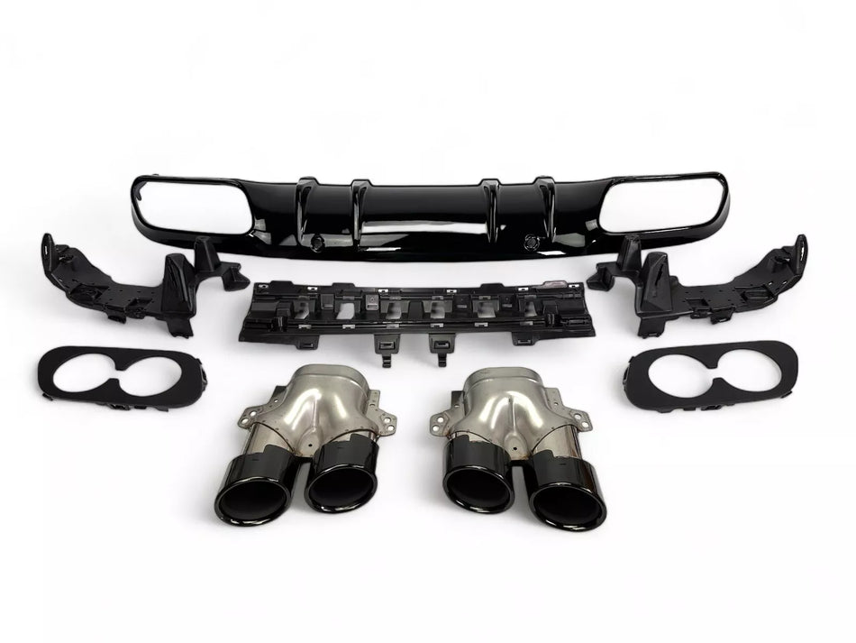 Diffusore + Terminali di Scarico (NERO) per Mercedes C205 A205