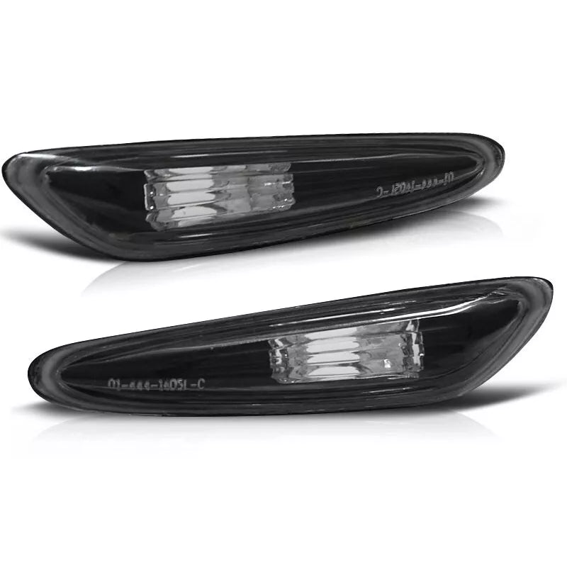 frecce laterali per BMW Serie 5 E60 / E61 / X3 E83 2003-2010 nere