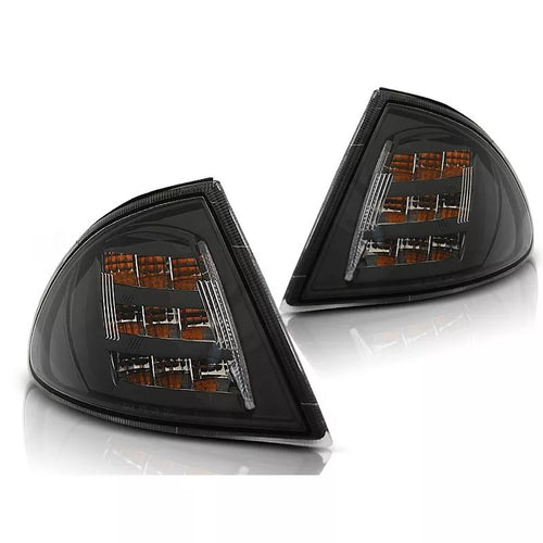 Frecce anteriori LED Nero vetro per BMW Serie 3 E46 Touring 98-01