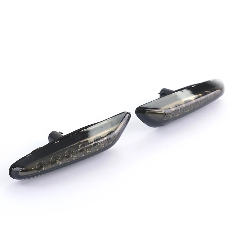 Frecce laterali LED nero coppia fumo adatti BMW Serie 1 E81 E87 E82 E88 04-12