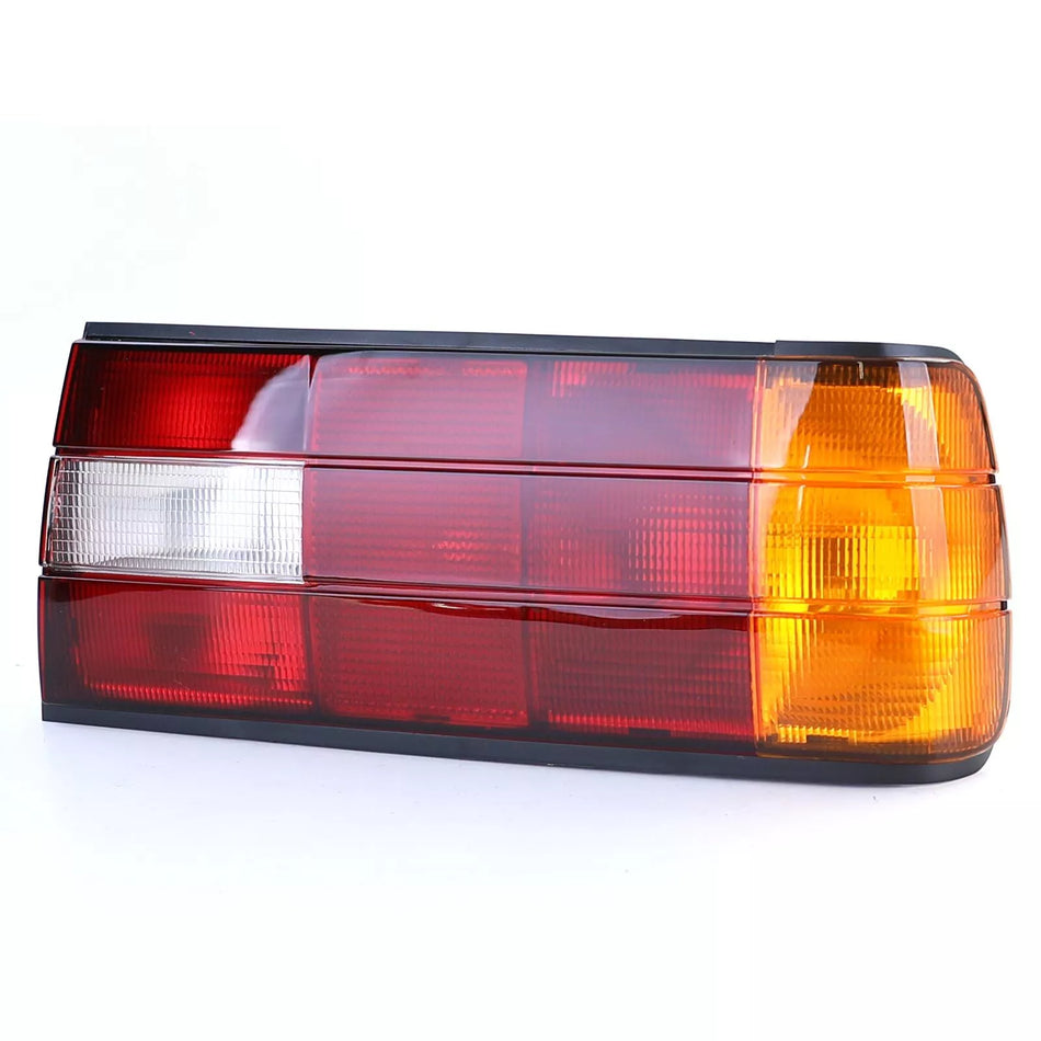 Fanale posteriore destro, per BMW Serie 3 E30 berlina cabrio touring 87-94