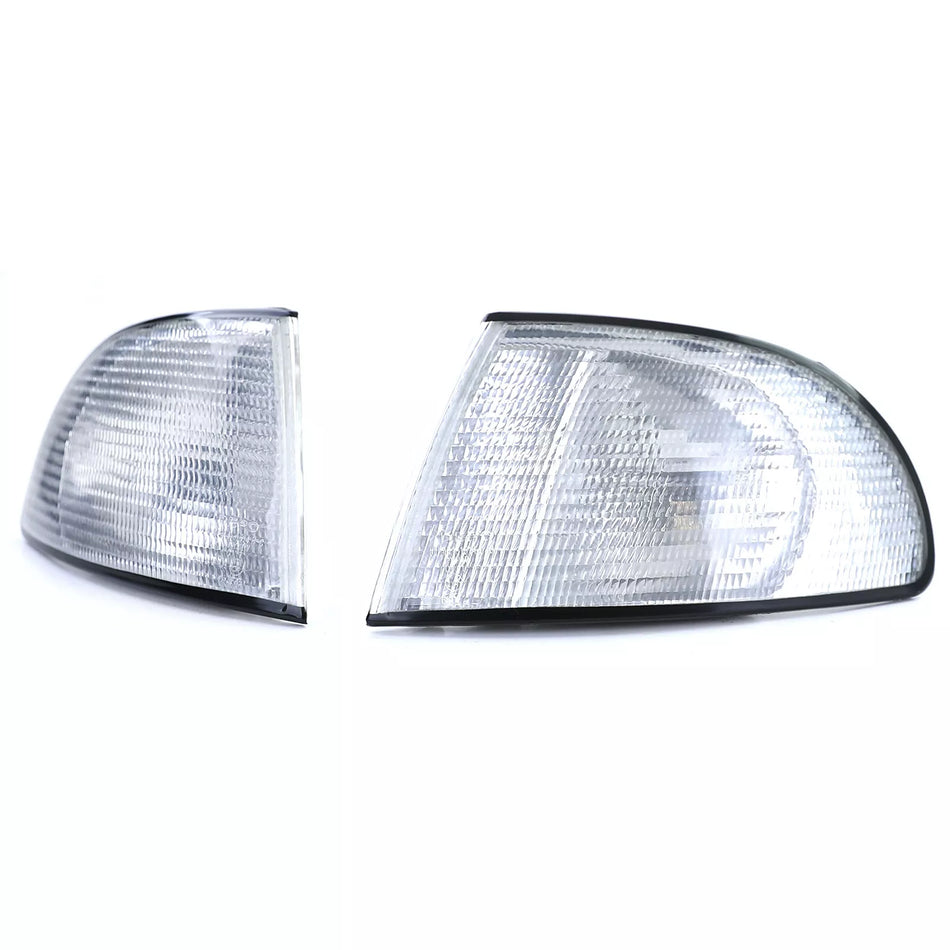 Coppia frecce bianche sinistra destra Audi A4 B5 berlina Avant Sw 94-01
