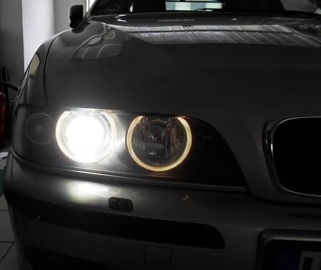 Set fari allo xeno Angel Eyes Nero D2S frecce bianche per BMW Serie 5 E39