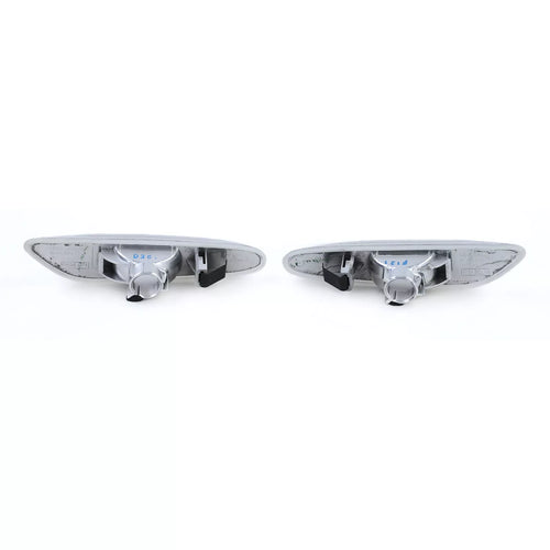 Frecce laterali bianche coppia sinistra destra BMW Serie 1 E81 E87 04-12