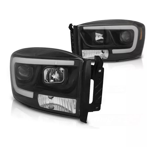 Fari con luce diurna a led per Dodge RAM 2006-2008 colore Nero