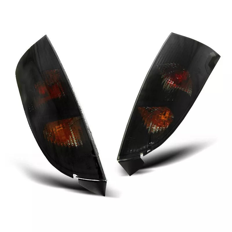 Set Fanali Posteriori Nero Smoke per Ford Focus MK1 Anno 1998-2004
