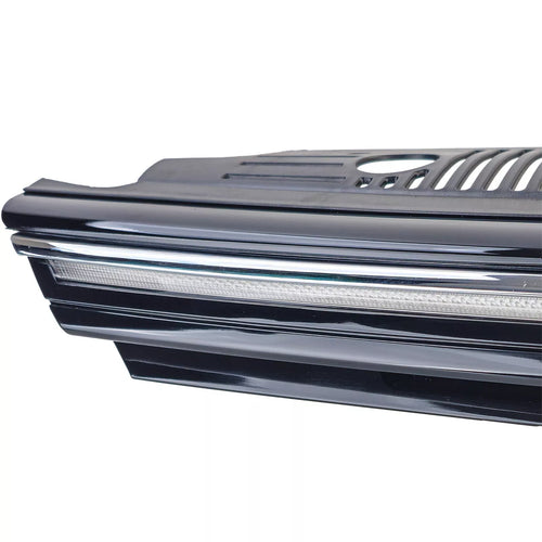 Griglia radiatore sportiva + barra cromata illuminata per Vw Golf 8 dal 2019