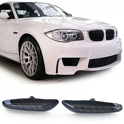 Frecce laterali LED nero coppia fumo adatti BMW Serie 1 E81 E87 E82 E88 04-12