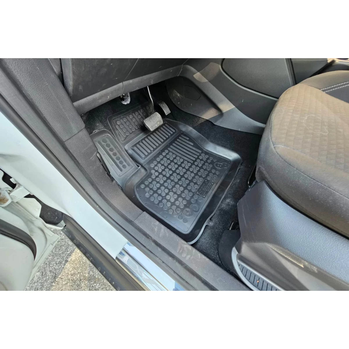 Tappetini in Gomma Specifici Neri per Ford C-Max 2003-2019, Set 4 Pezzi