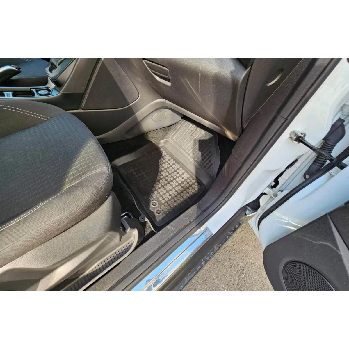 Tappetini in Gomma Specifici Neri per Ford C-Max 2003-2019, Set 4 Pezzi