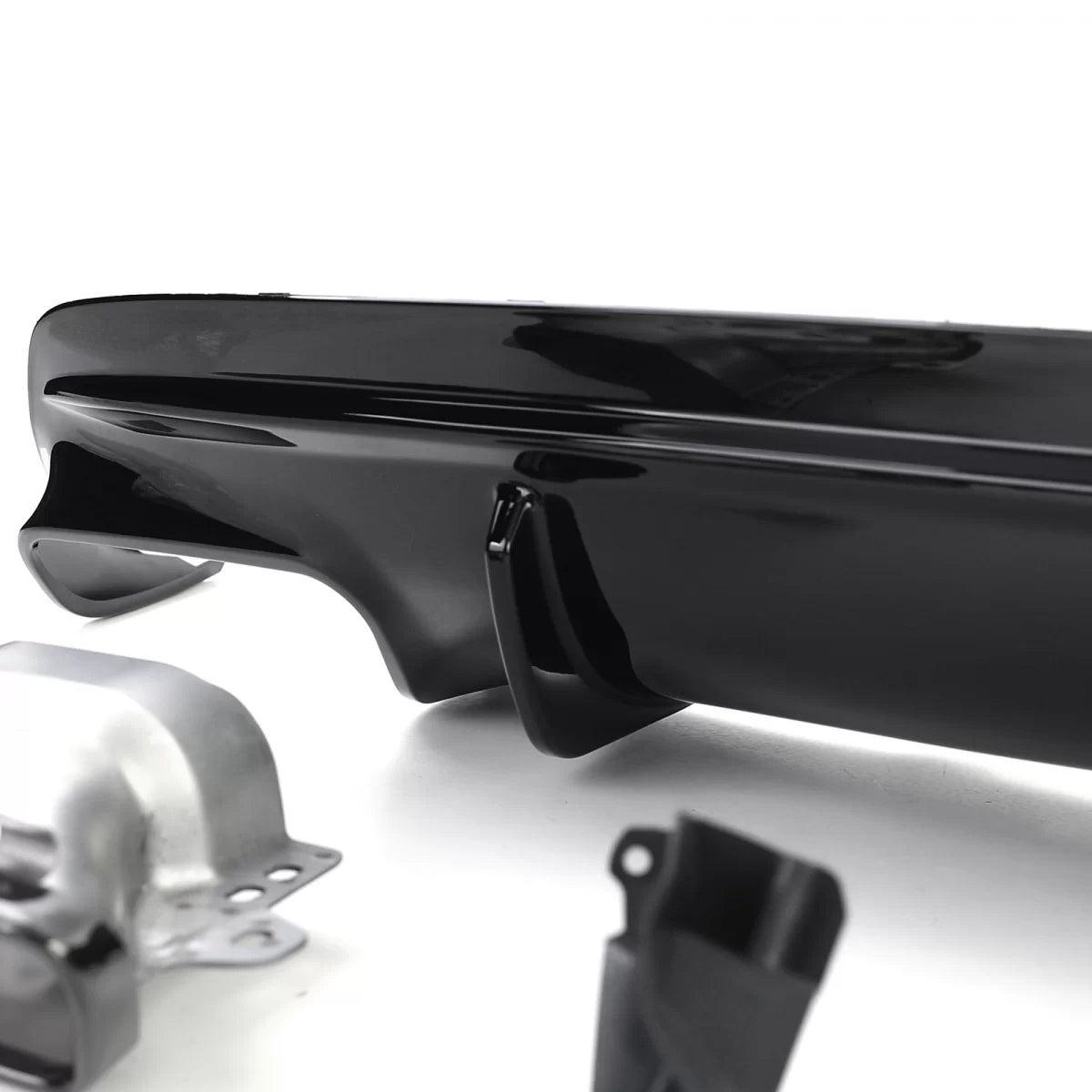Diffusore Posteriore Sport con Terminali Neri per Mercedes CLA C117 13-19