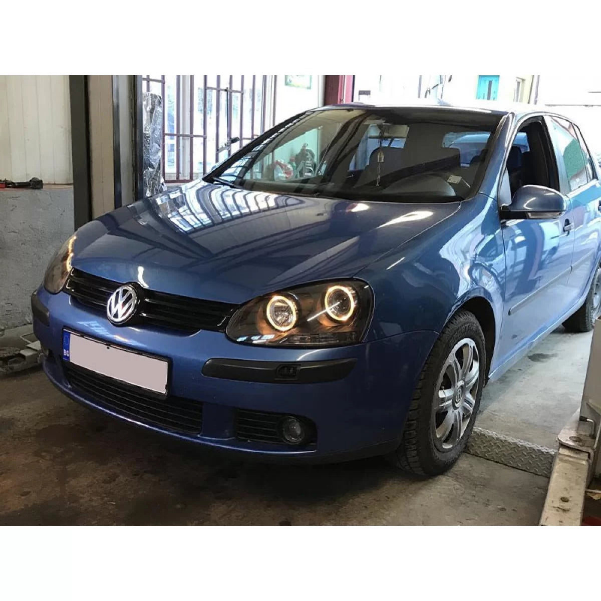 Fari Tuning Anteriori Sinistro e Destro per Volkswagen Golf 5 2003-2009