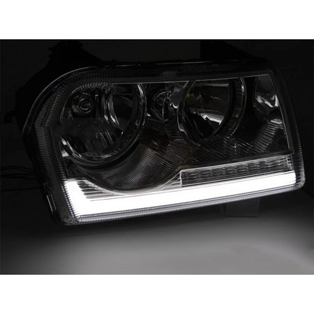 Fari Anteriori con Indicatori Dinamici Cromati per Chrysler 300c 2005-2008 Dx Sx