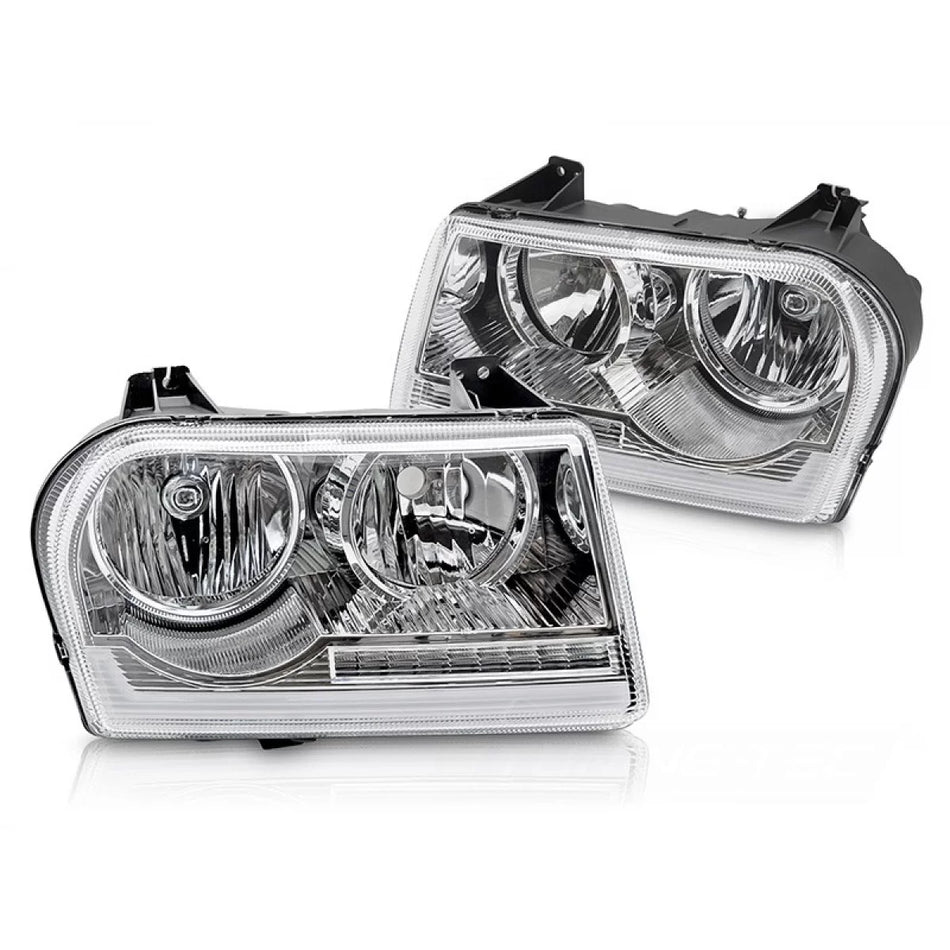 Fari Anteriori con Indicatori Dinamici Cromati per Chrysler 300c 2005-2008 Dx Sx