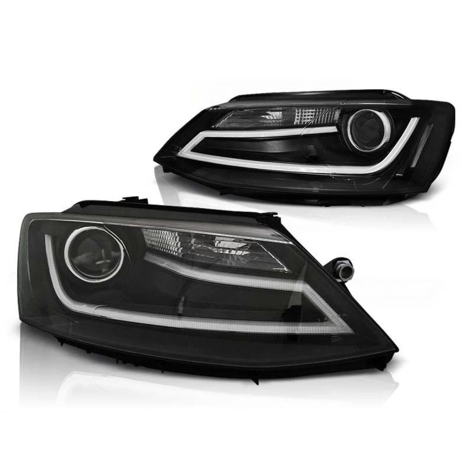 Fari Anteriori Sinistro e Destro per Volkswagen Jetta Vi dal 01.2011
