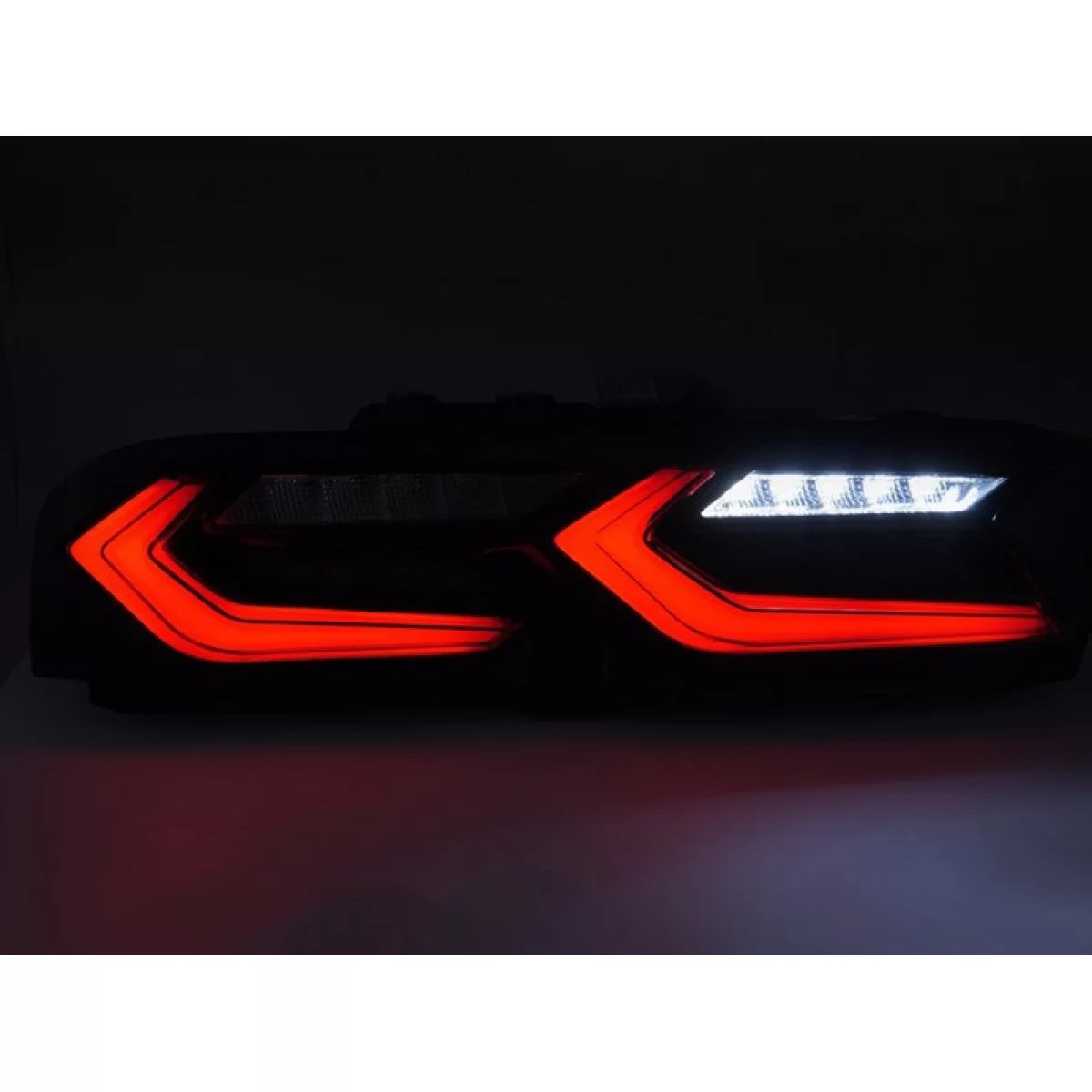 Fanali Posteriori LED con Frecce Dinamiche Nero-rosso per Chevrolet Camaro