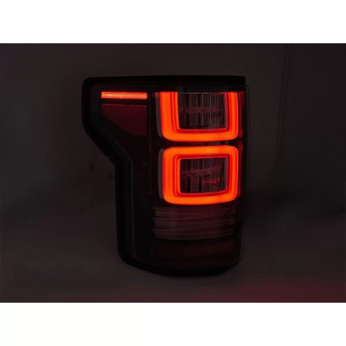 Fanali Posteriori LED con Frecce Dinamiche Fumé per Ford F150 2014-2020 Dx e Sx