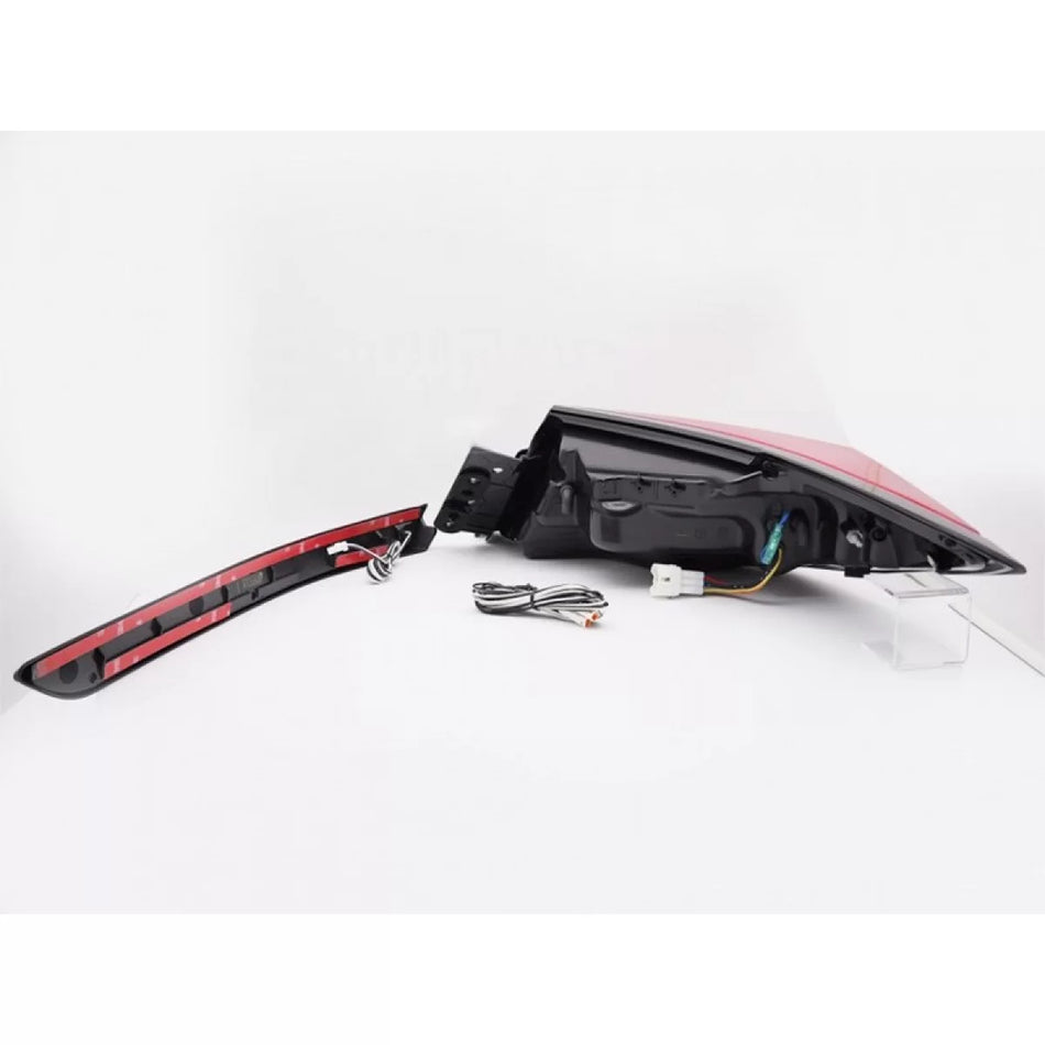 Fanali Posteriori LED Tuning con Base Fumé per Toyota GR86 dal 2021 Lato Dx