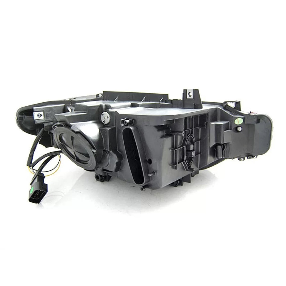 Kit Fari allo Xeno Anteriore Dx e Sx con Base Nera per BMW Serie 3 F30