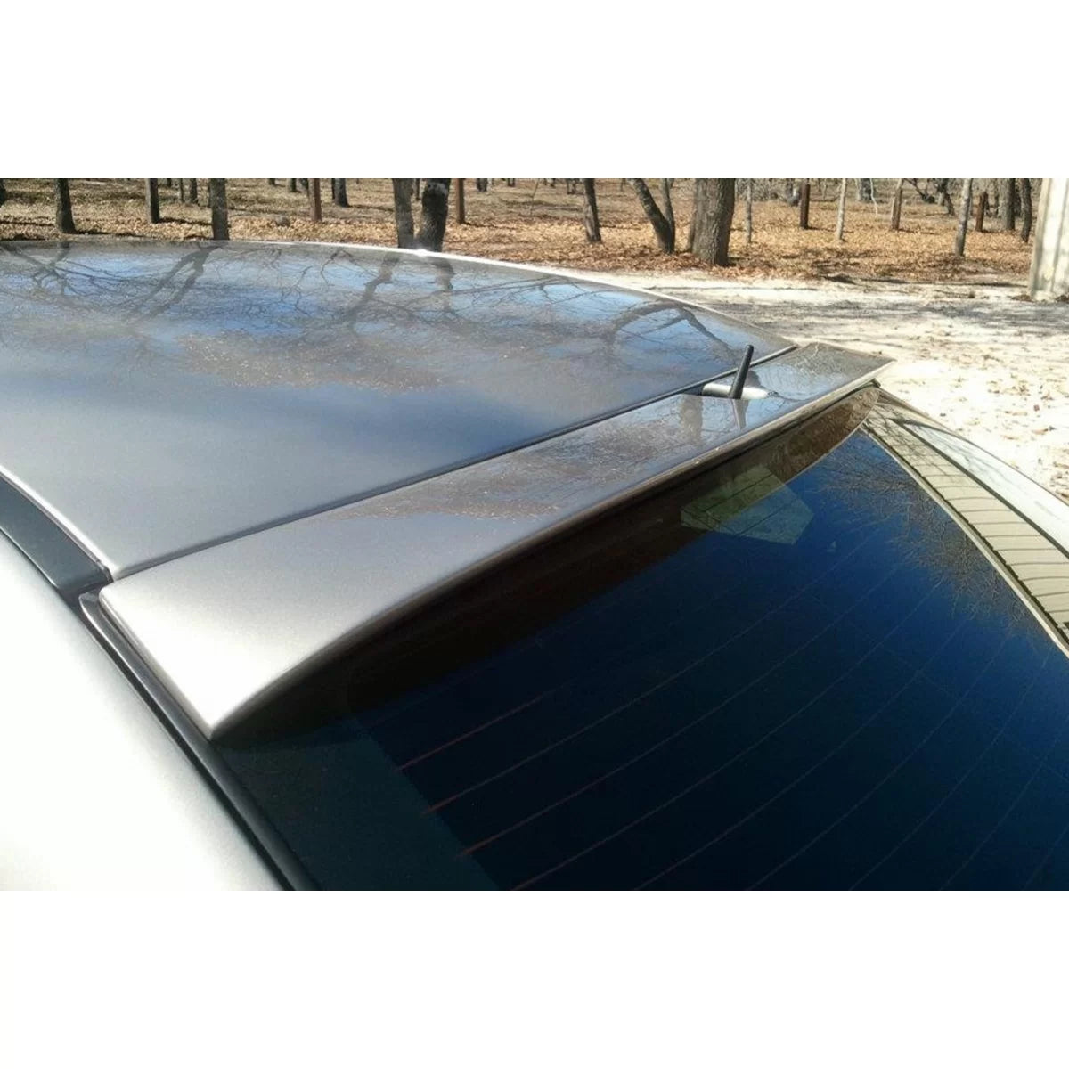 Parasole Antenna Anteriore Non Verniciato per Mercedes Classe E W211 2002-2006
