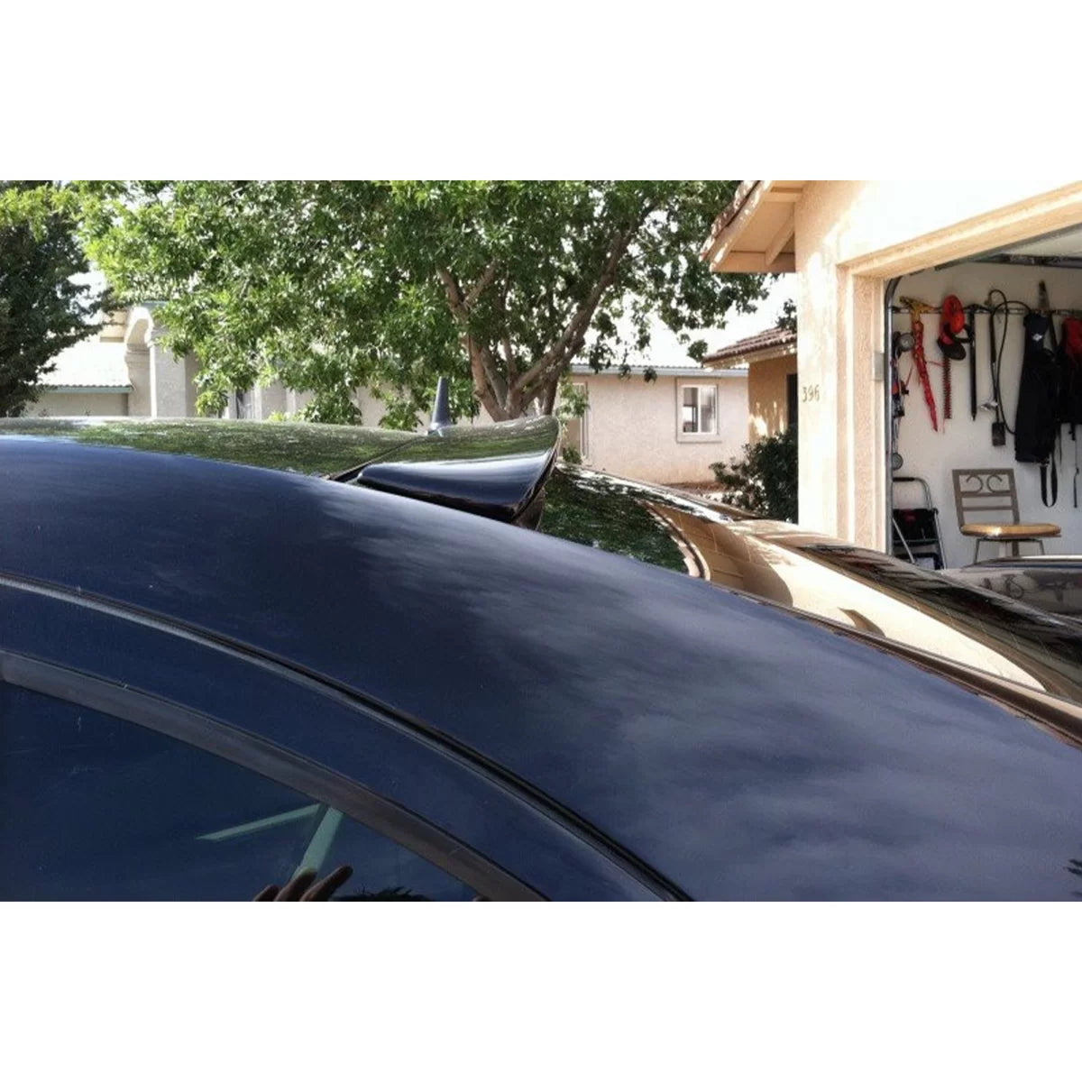Parasole Antenna Anteriore Non Verniciato per Mercedes Classe E W211 2002-2006